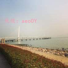 ½